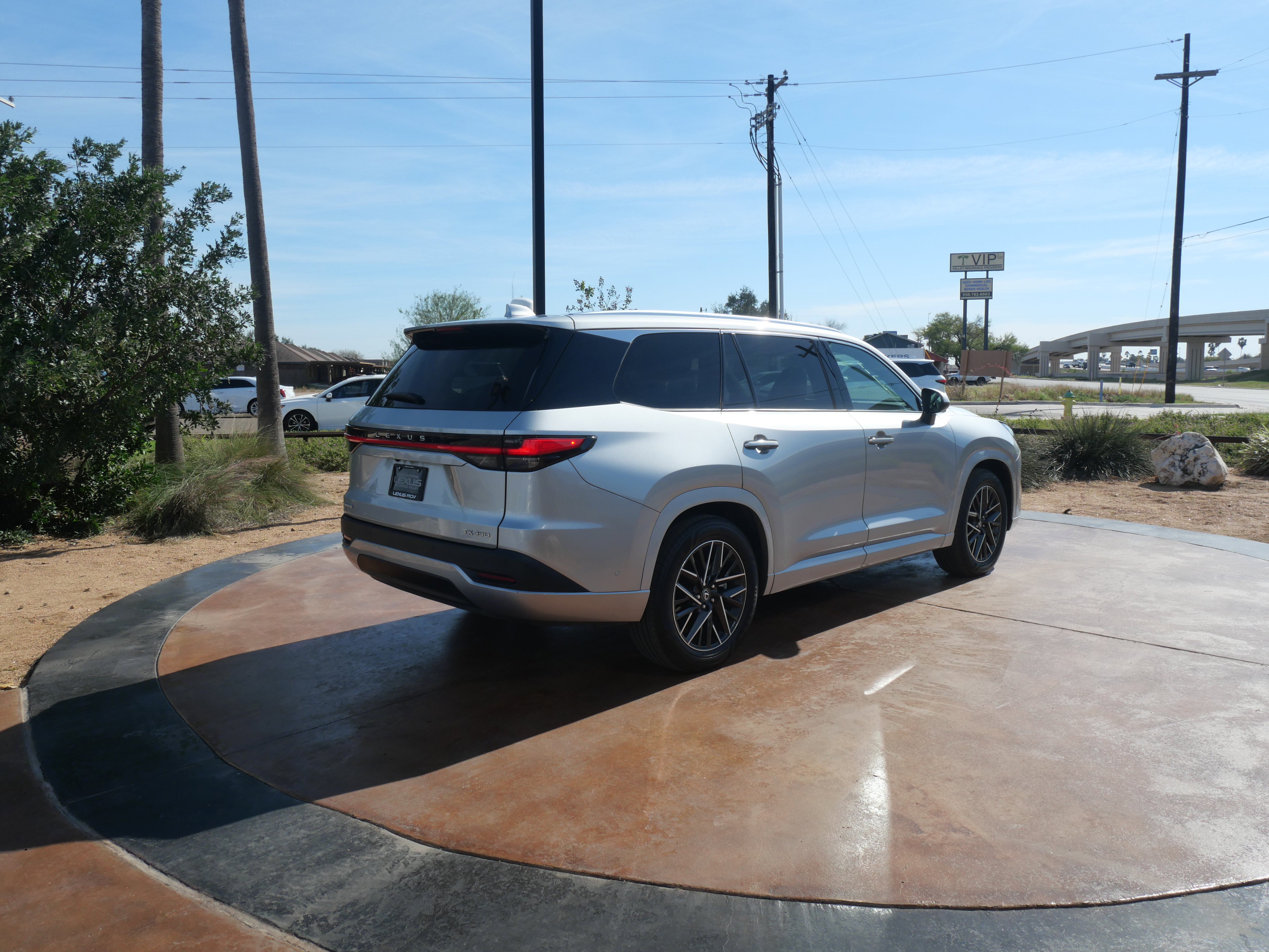 Used 2024 Lexus TX 350 FWD w/ Technology Package image 2