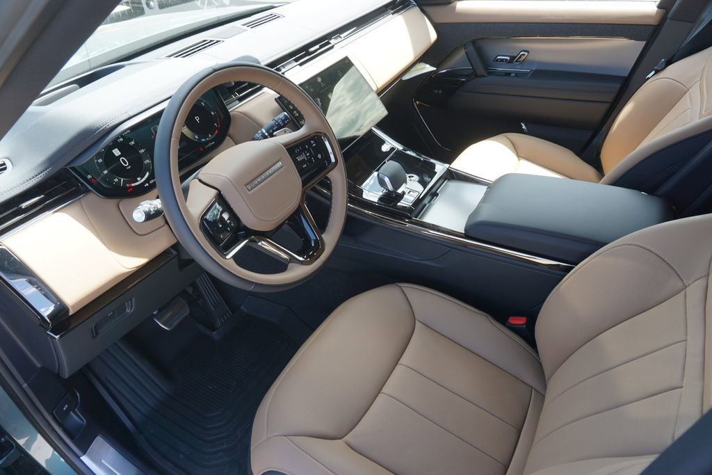 New 2025 Land Rover Range Rover Sport Dynamic SE image 18