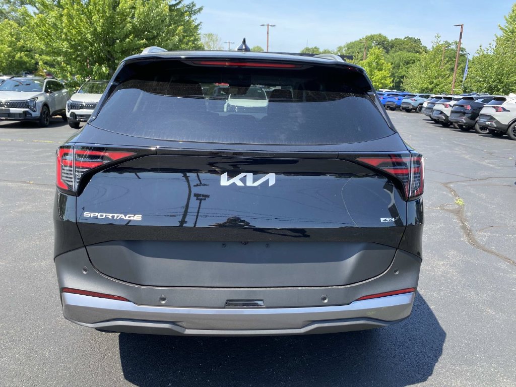 New 2026 Kia Sportage EX AWD/4WD image 4