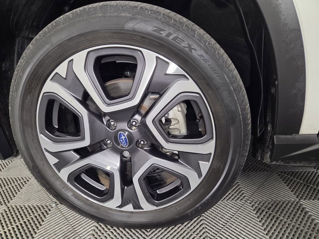 Used 2024 Subaru Ascent Touring image 10