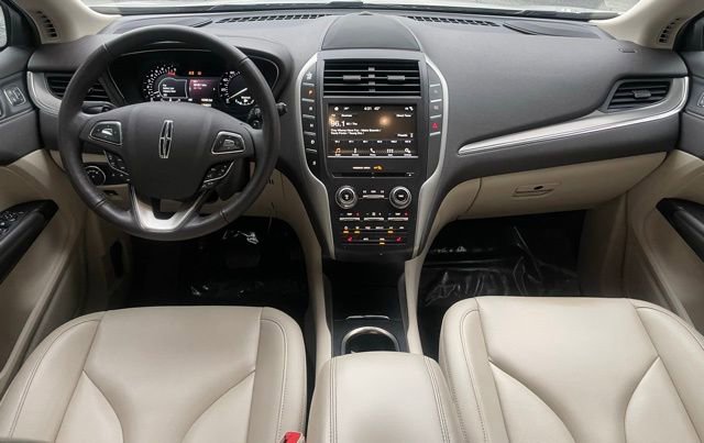 Used 2019 Lincoln MKC Premiere FWD image 16