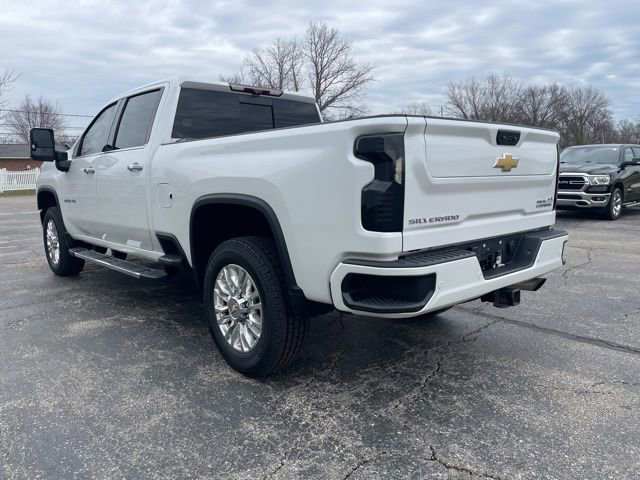 Used 2023 Chevrolet Silverado 2500 High Country image 2