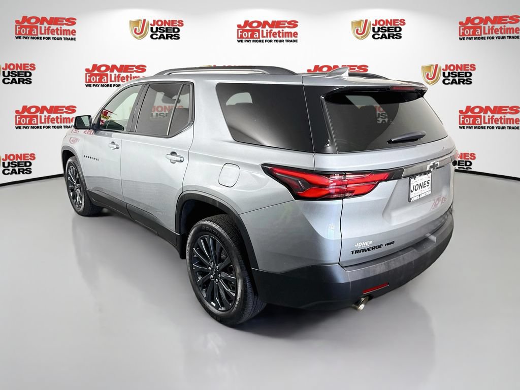 Used 2023 Chevrolet Traverse RS AWD/4WD image 2