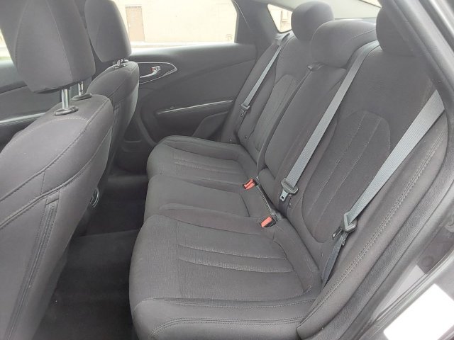 Used 2015 Chrysler 200 Limited w/ Comfort Group FWD image 11