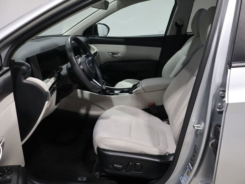 Used 2025 Hyundai Tucson SEL image 8
