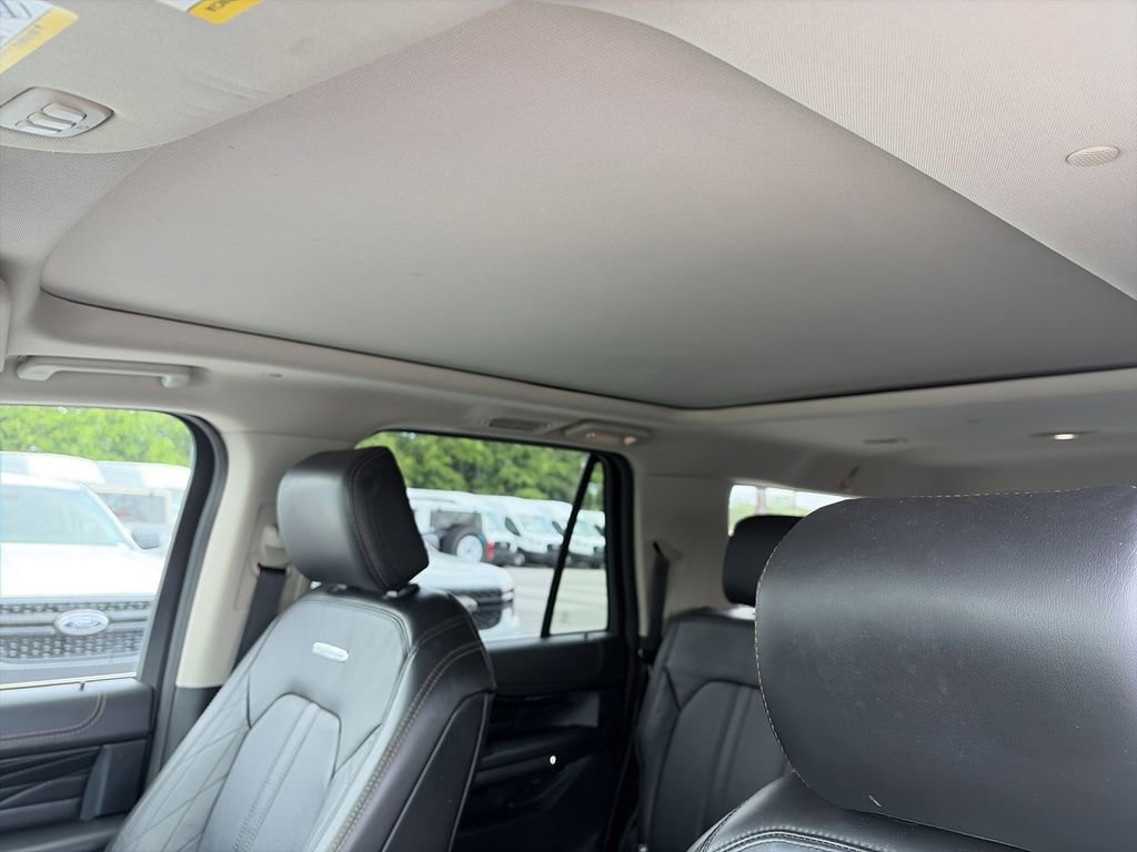 Used 2021 Ford Expedition Max Platinum AWD/4WD image 29