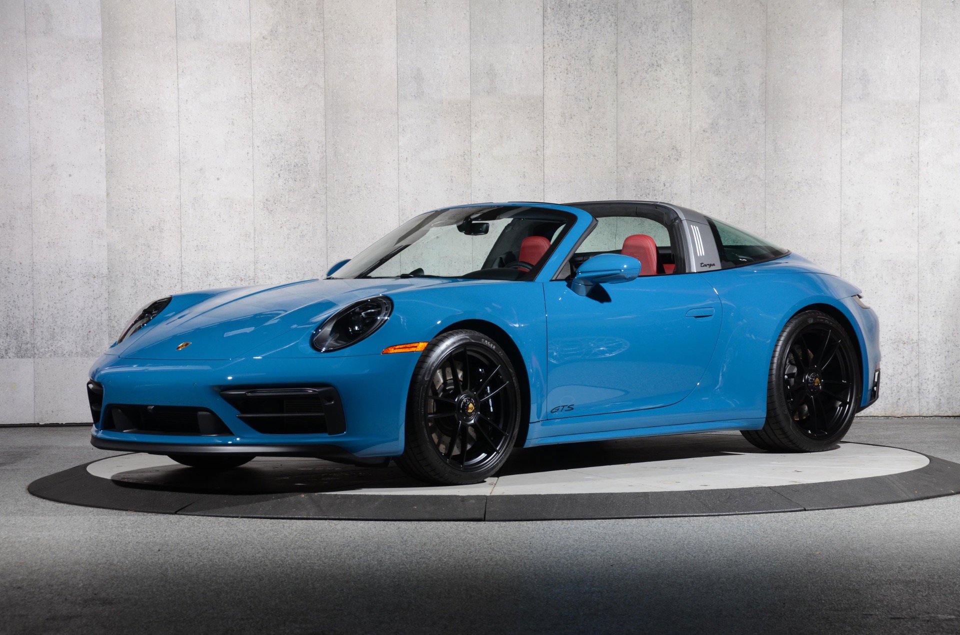 Used 2024 Porsche 911 Targa 4 GTS image 8