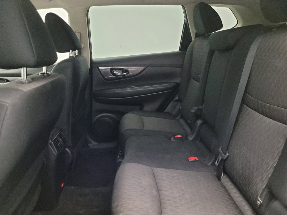Used 2020 Nissan Rogue SV AWD/4WD image 18