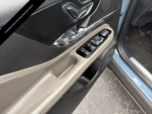 Used 2023 Lincoln Corsair Reserve w/ Equipment Group 201A AWD/4WD image 16