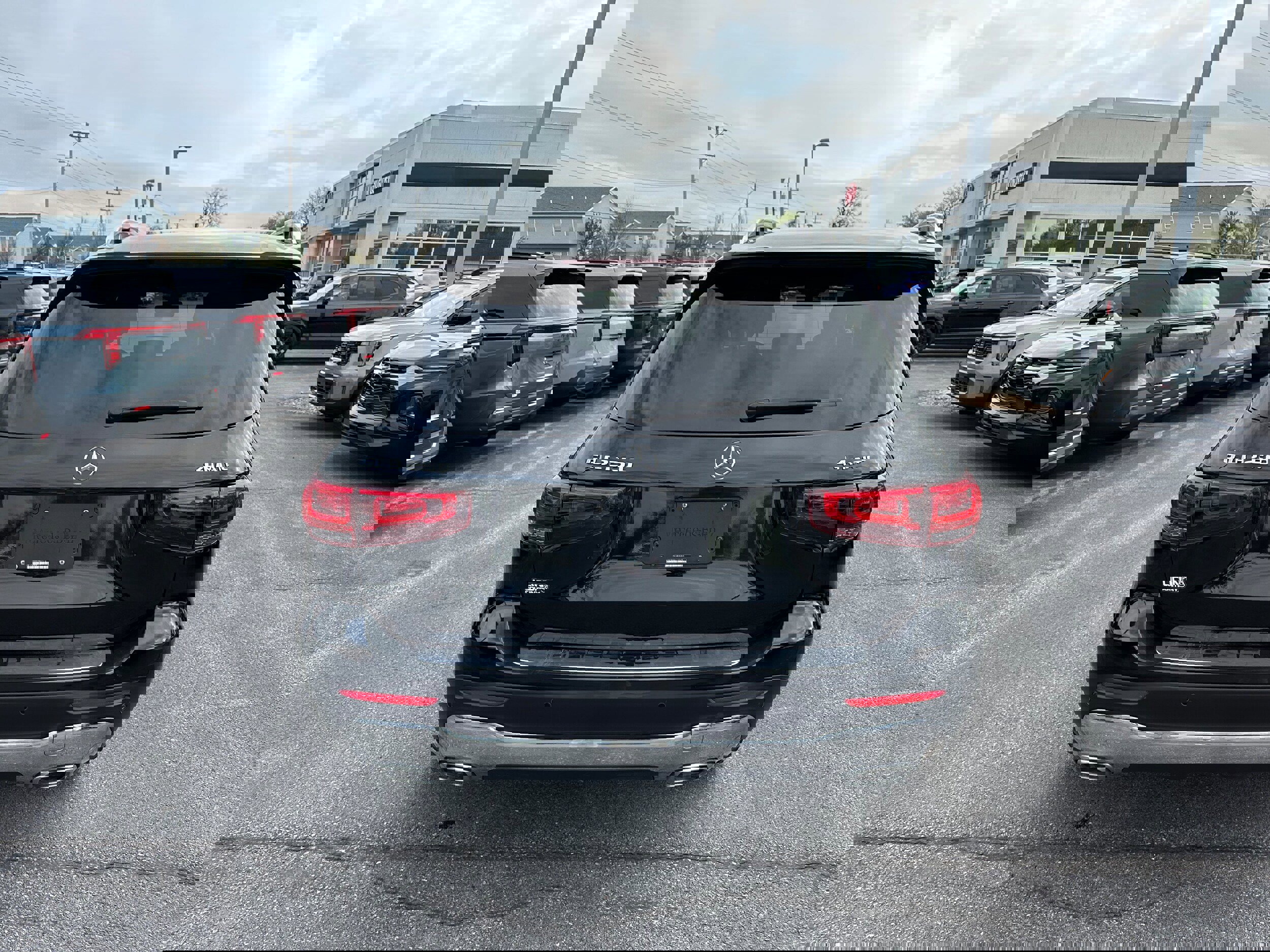 Used 2021 Mercedes-Benz GLB 250 4MATIC image 6