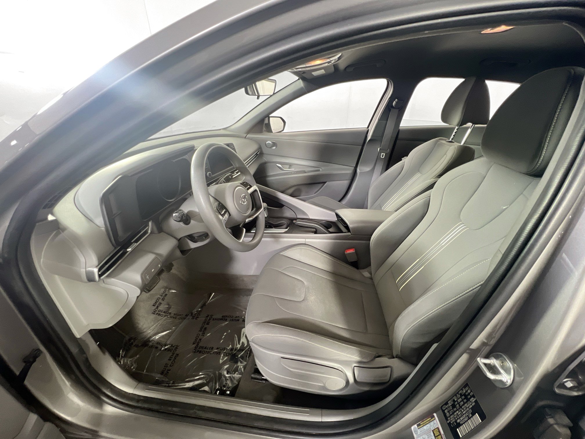 Used 2023 Hyundai Elantra SEL w/ Cargo Package FWD image 19
