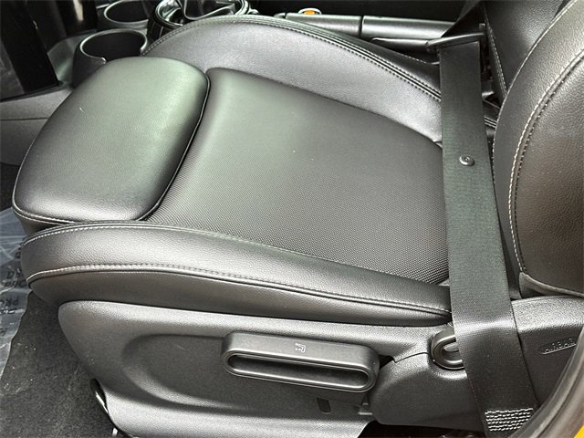 Used 2015 MINI Cooper S image 23