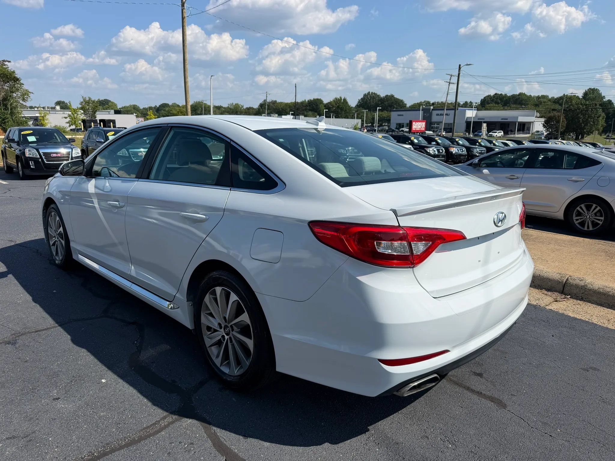 Used 2015 Hyundai Sonata Sport FWD image 5