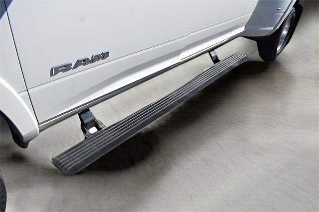 Used 2024 RAM 3500 Limited w/ Safety Group image 23