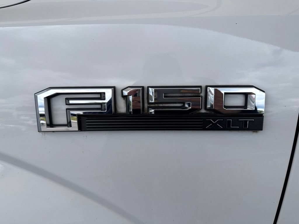 Used 2018 Ford F150 XLT w/ Equipment Group 302A Luxury AWD/4WD image 11