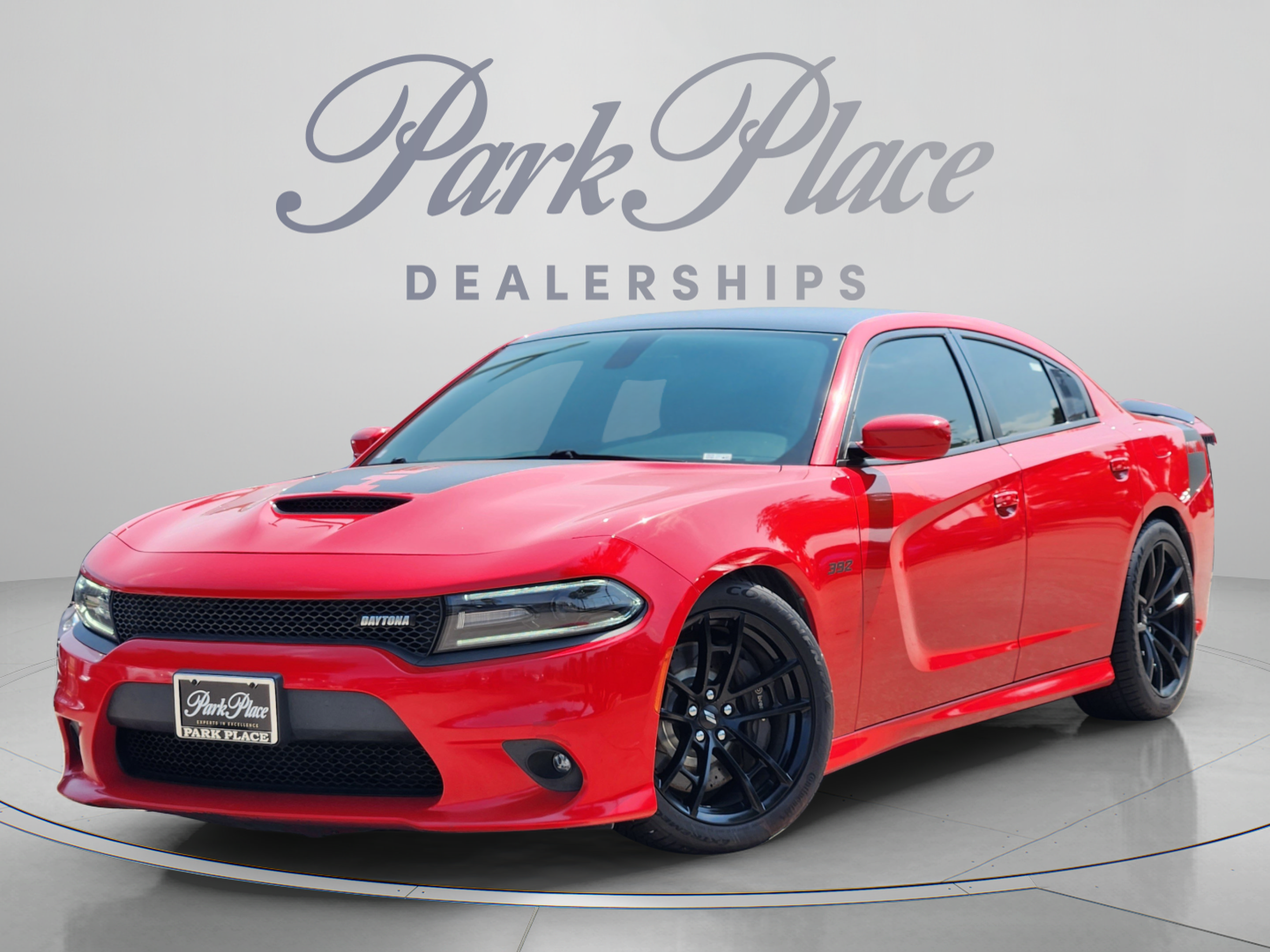 Used 2018 Dodge Charger R/T RWD image 1