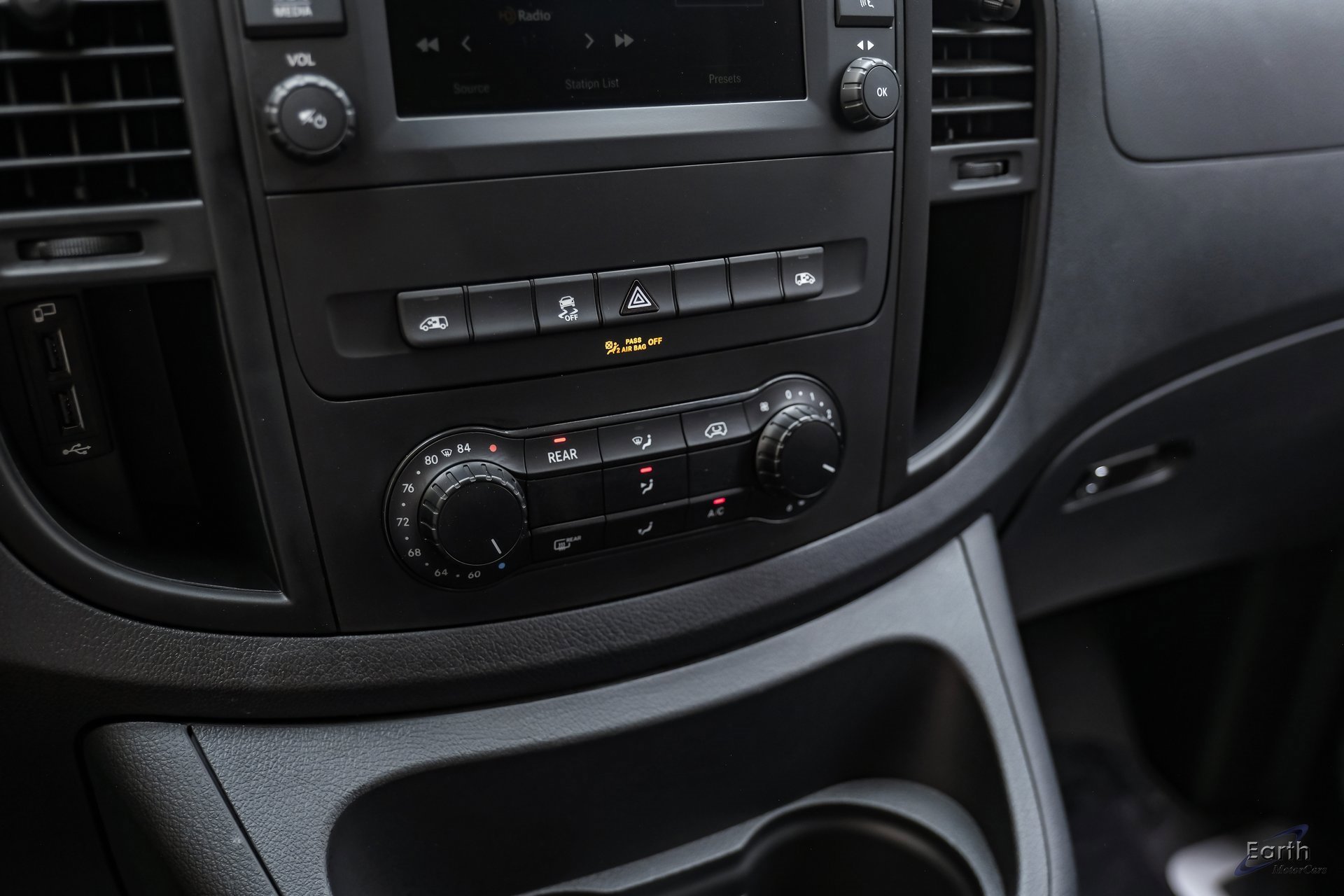 Used 2023 Mercedes-Benz Metris Passenger image 51