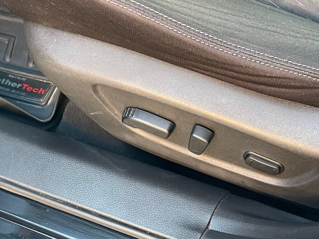 Used 2018 Nissan Rogue AWD image 7