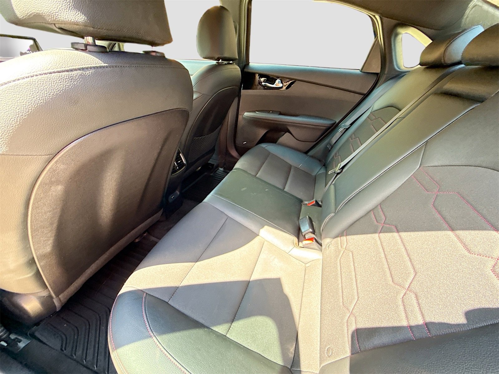 Used 2022 Kia Forte GT image 23