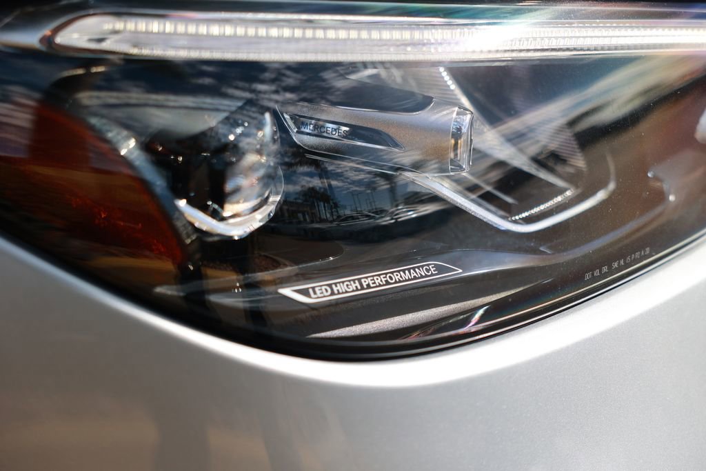 Used 2023 Mercedes-Benz C 300 Sedan w/ AMG Line w/ Night Package image 8