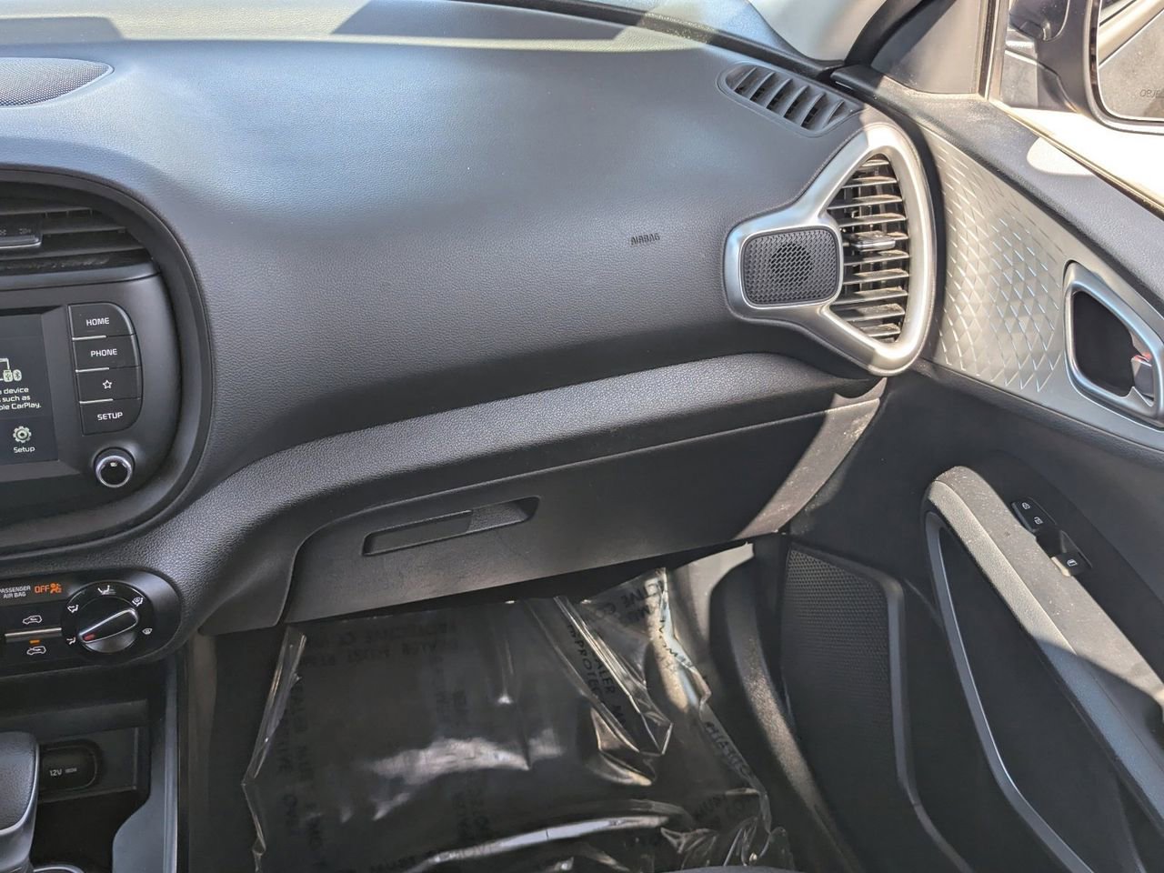 Used 2020 Kia Soul LX FWD image 15