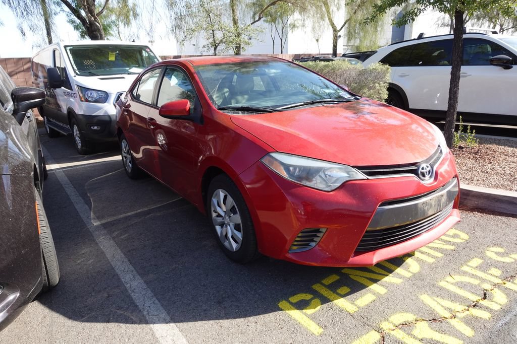 Used 2016 Toyota Corolla LE FWD image 4