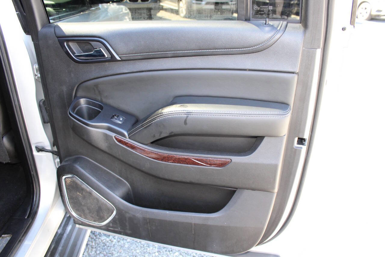 Used 2015 GMC Yukon XL SLT w/ Open Road Package image 29