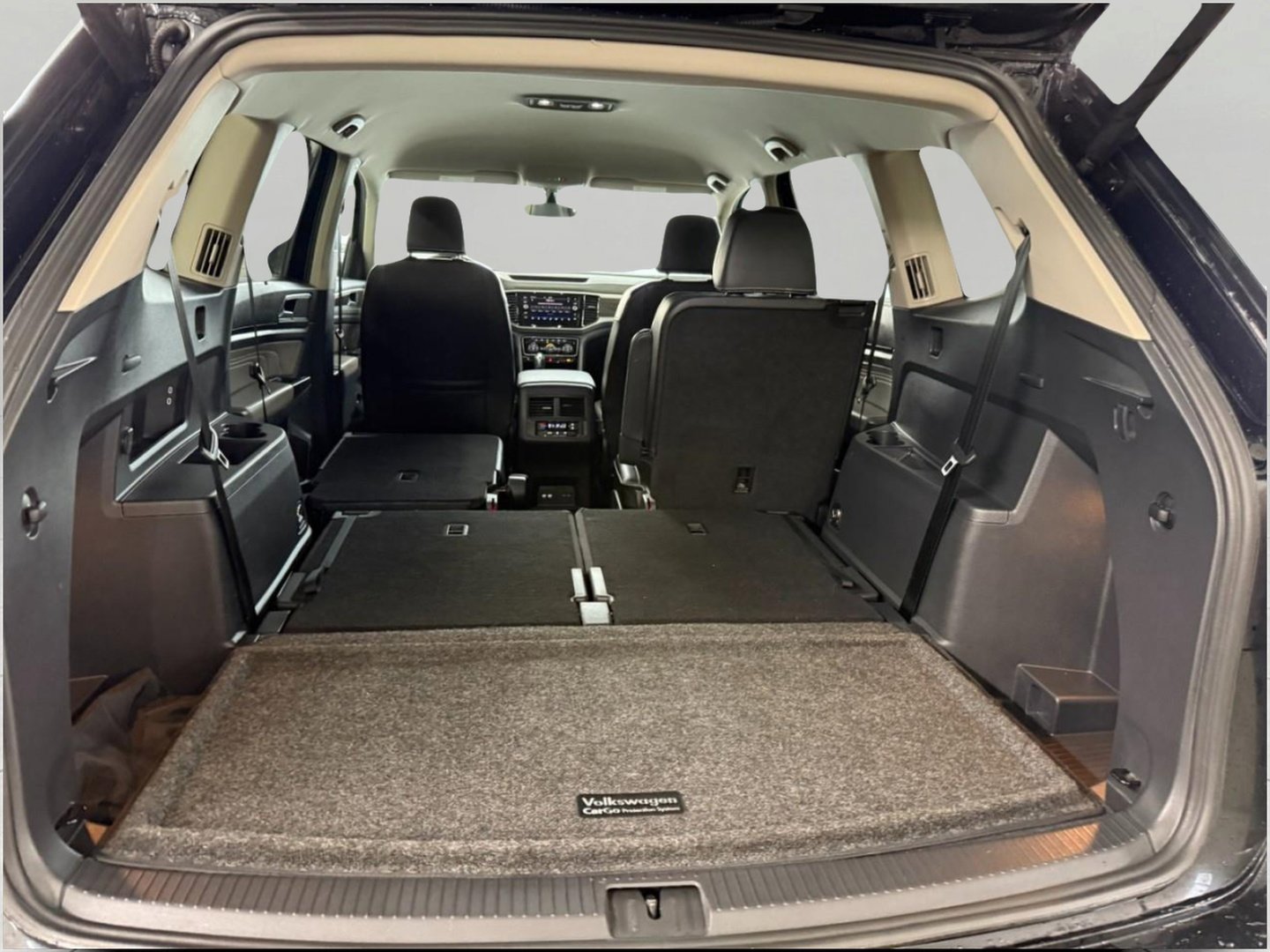 Used 2022 Volkswagen Atlas SE image 31