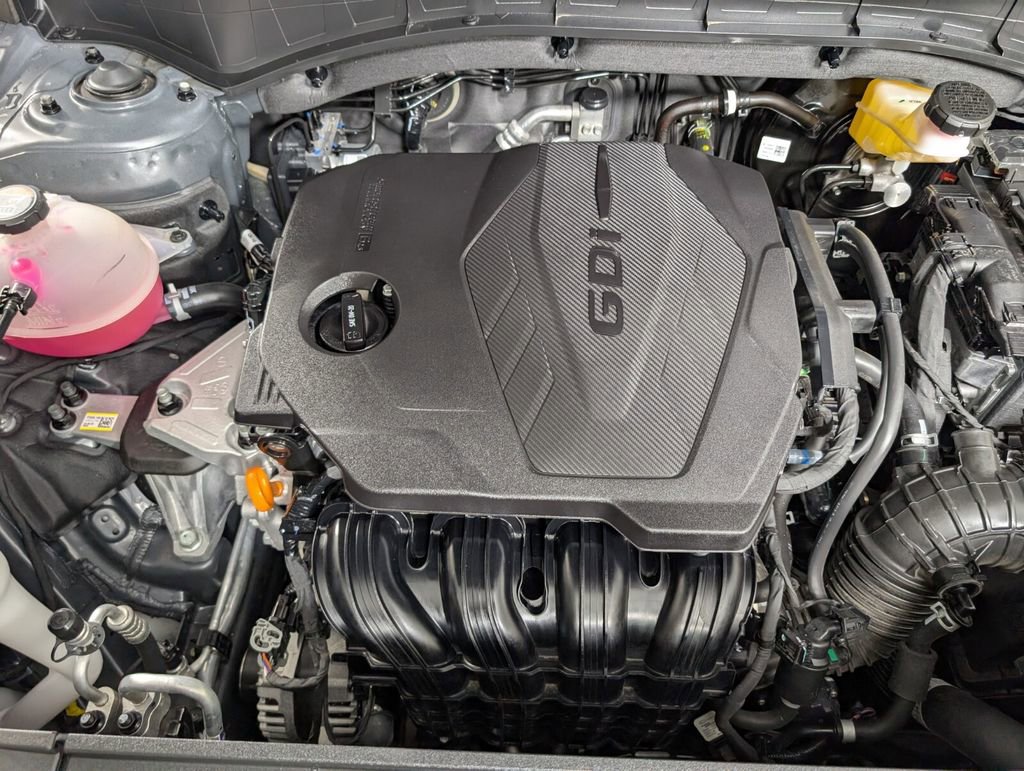 Used 2025 Kia Sorento LX image 10