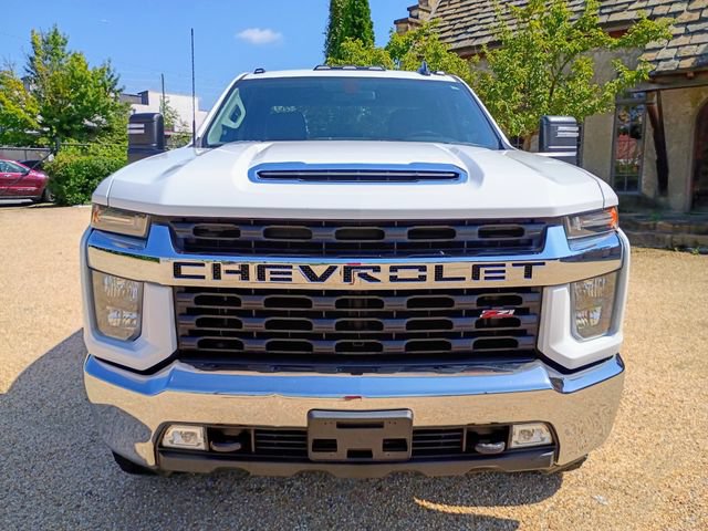 Used 2022 Chevrolet Silverado 2500 LT w/ Convenience Package AWD/4WD image 3