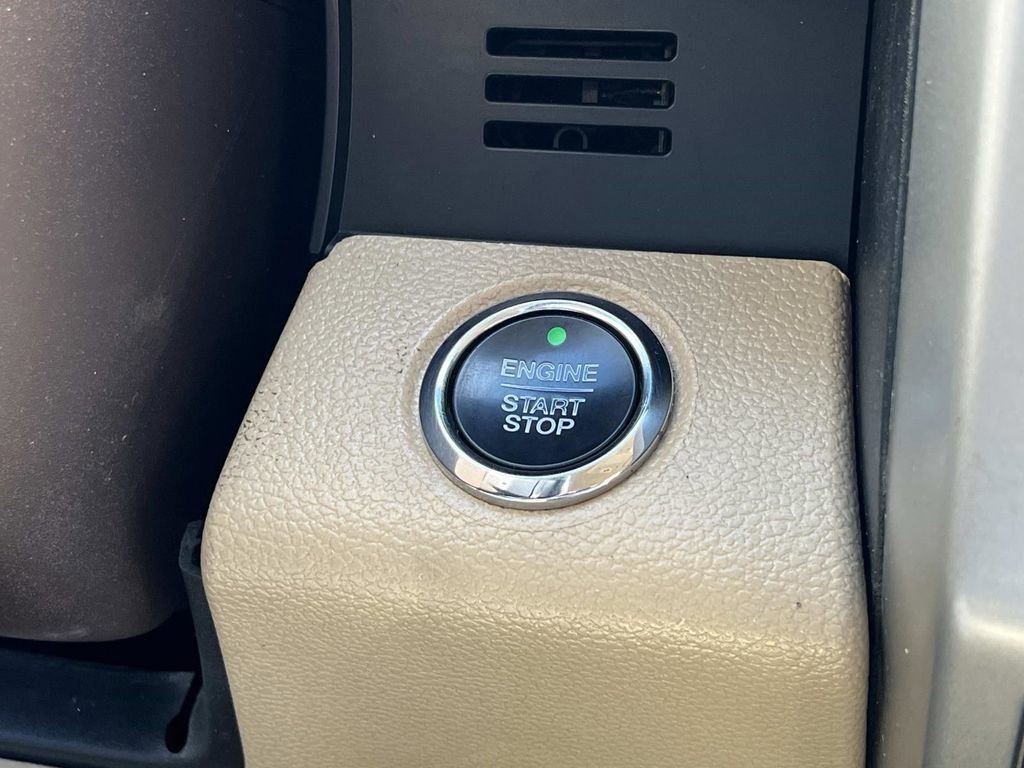 Used 2018 Ford F150 Lariat image 34