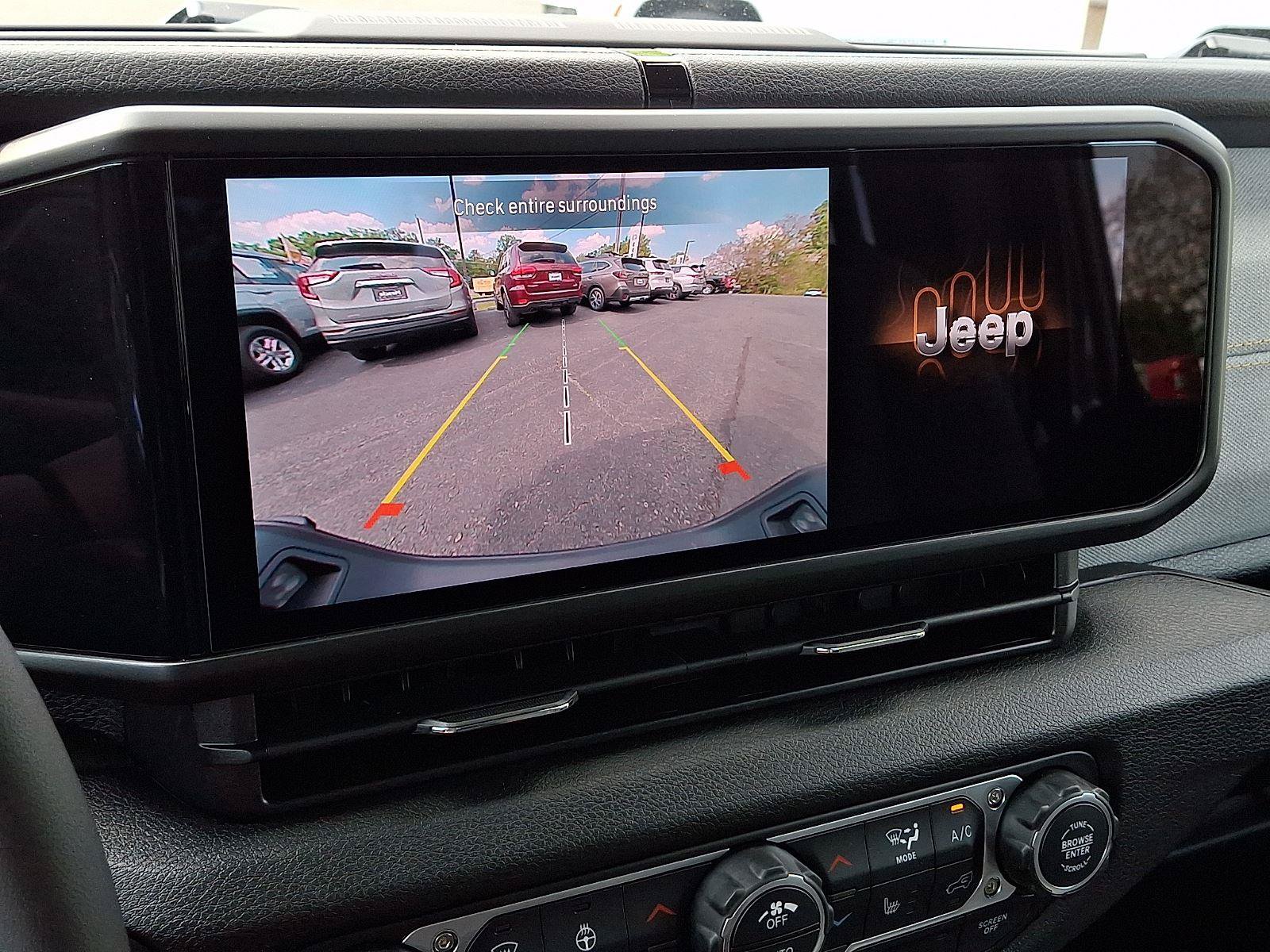New 2026 Jeep Gladiator Sport AWD/4WD image 13