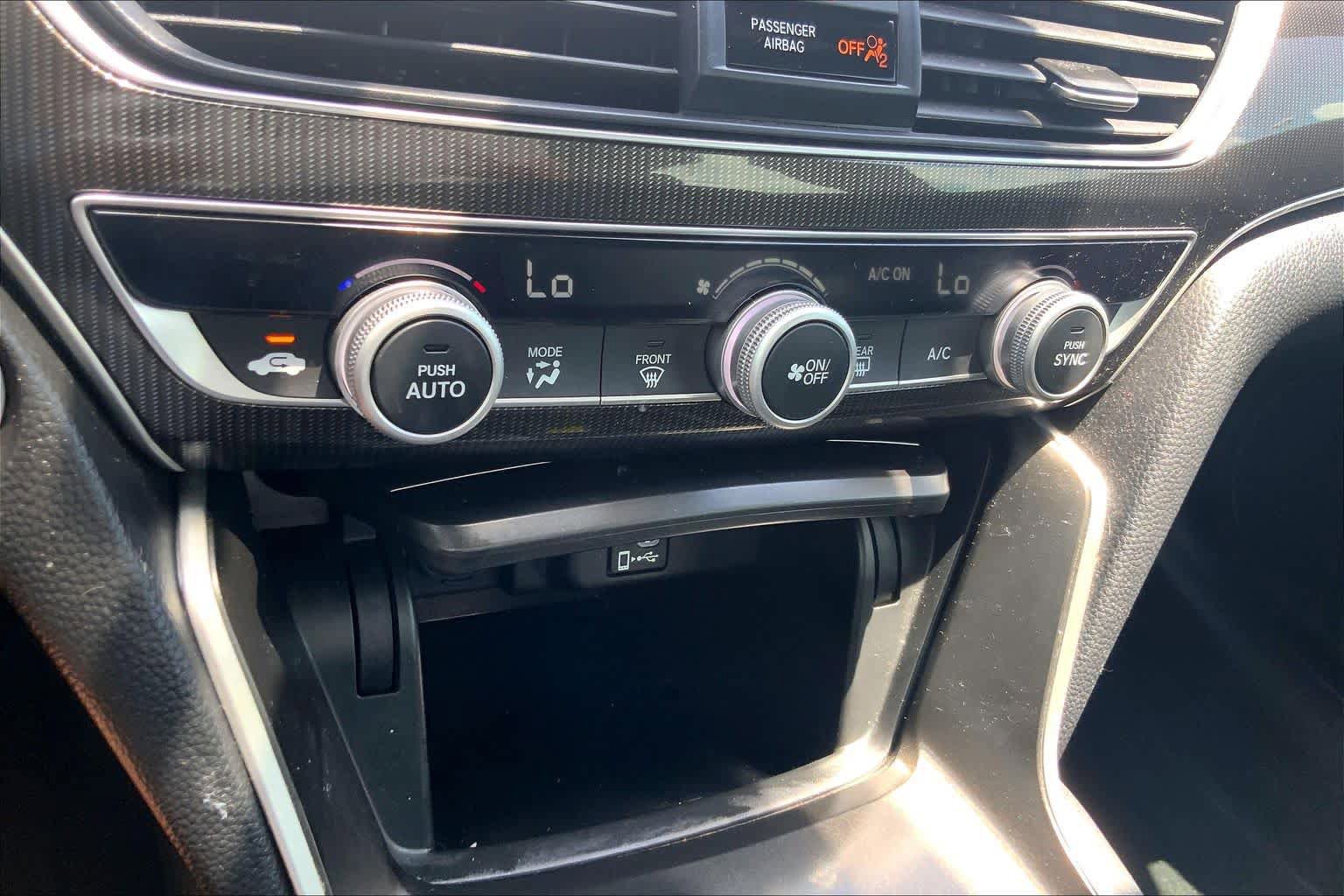 Used 2020 Honda Accord Sport image 31