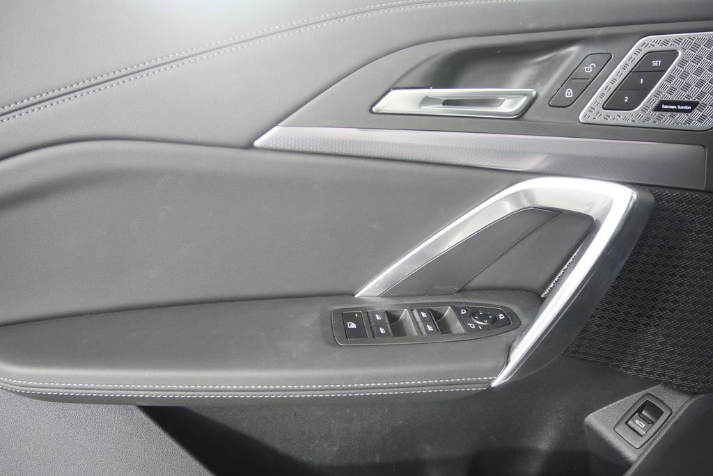 Certified 2025 BMW X1 M35i image 8