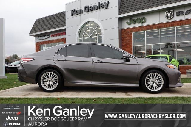 Used 2018 Toyota Camry XLE image 1