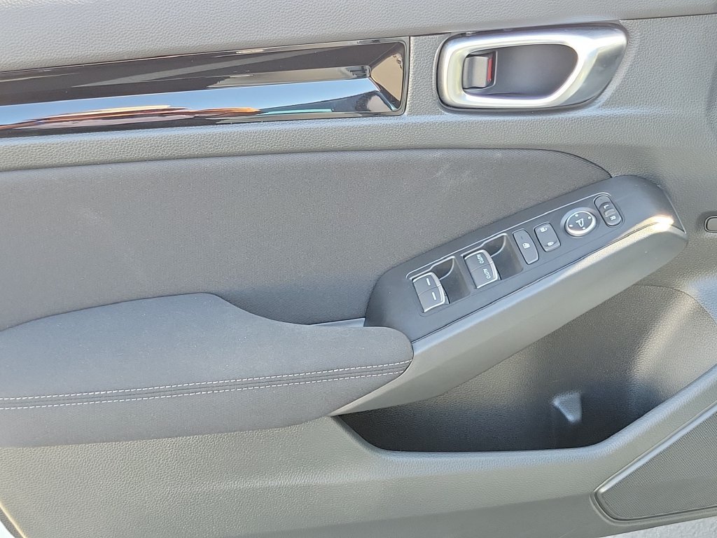 Used 2026 Honda Civic FWD Hybrid Sedan image 21