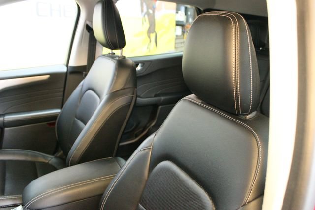 Used 2022 Ford Escape SEL w/ Technology Package image 19