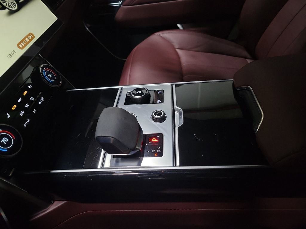 Used 2023 Land Rover Range Rover SE AWD/4WD image 20