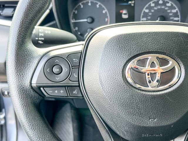 Used 2025 Toyota Corolla LE image 25