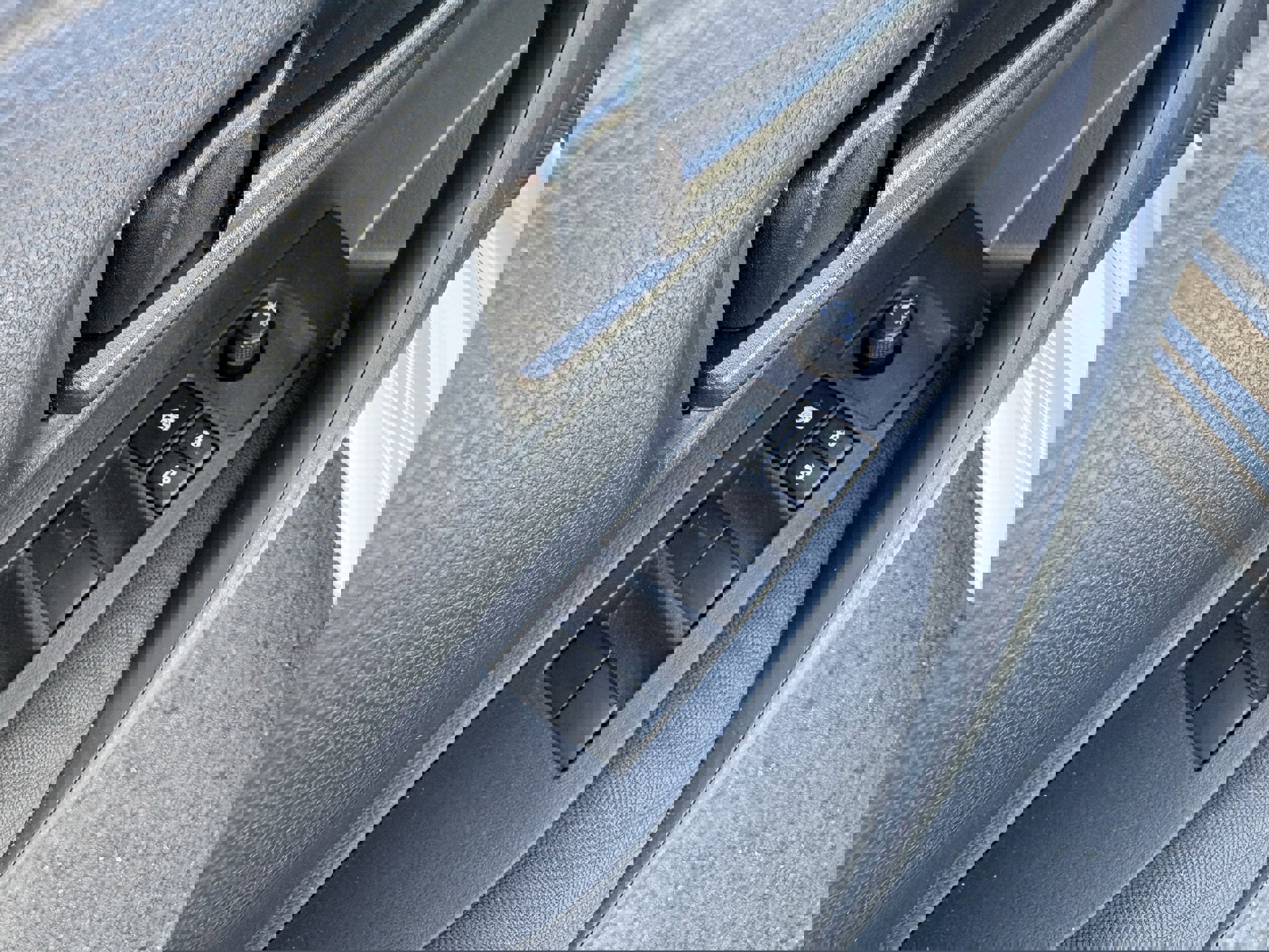 Used 2024 Toyota Corolla LE image 34