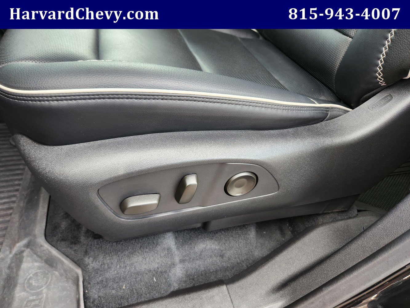 Used 2024 GMC Acadia Denali w/ LPO, Floor Liner Package image 28