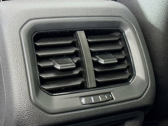 New 2026 Volkswagen Taos SE AWD/4WD image 26
