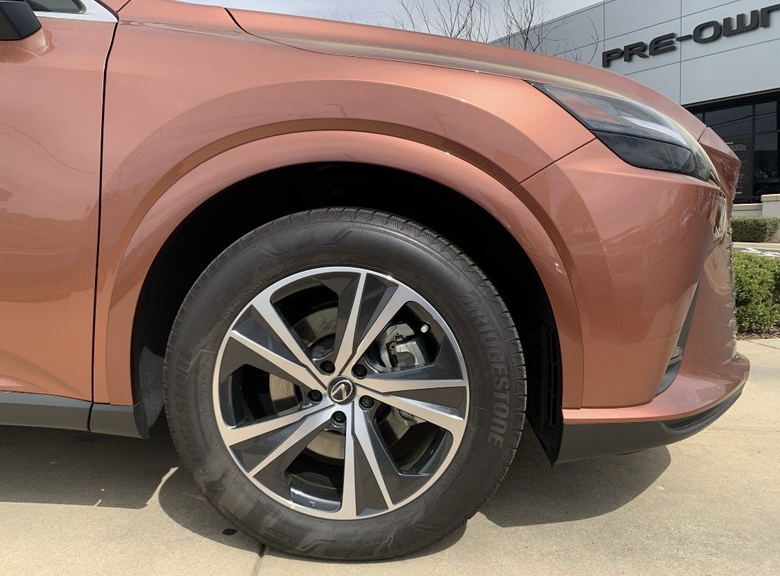 Certified 2025 Lexus RX 350 Premium w/ Accessory Package (Z1) image 13