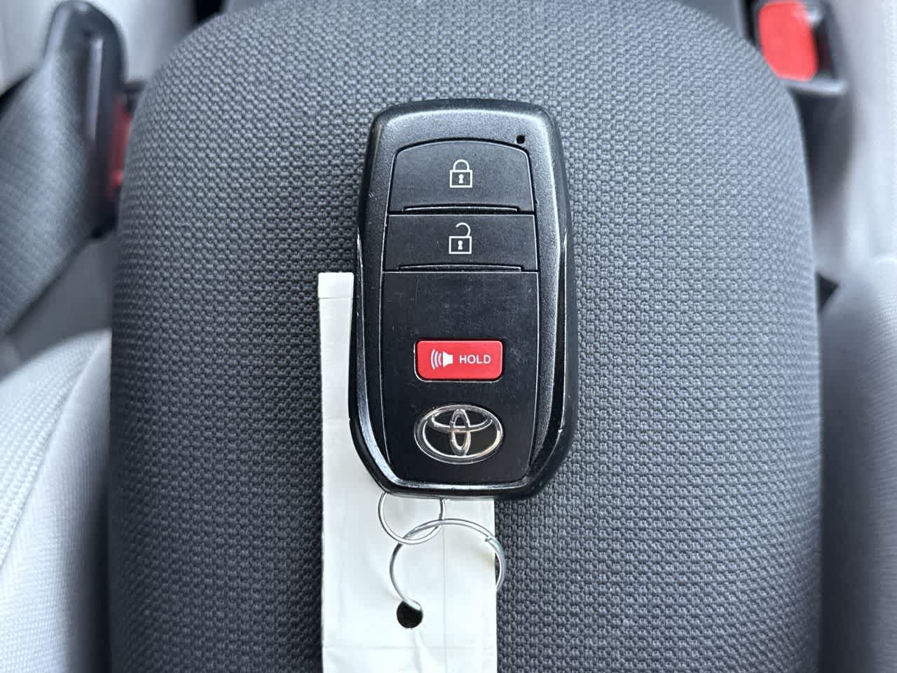 Used 2024 Toyota Corolla Cross LE w/ Moonroof Package AWD/4WD image 23