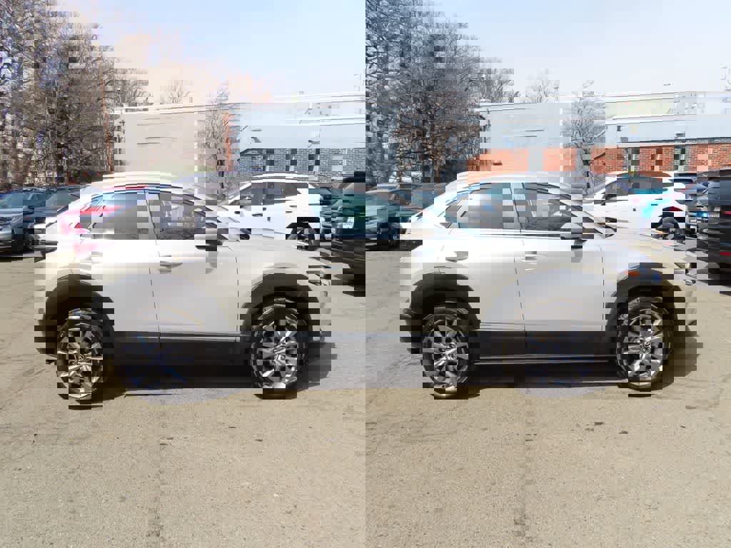 Used 2024 MAZDA CX-30 AWD 2.5 S w/ Preferred Package image 3