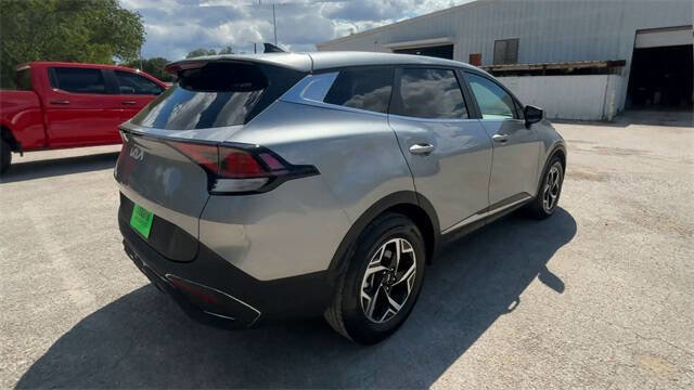 Used 2023 Kia Sportage LX image 8