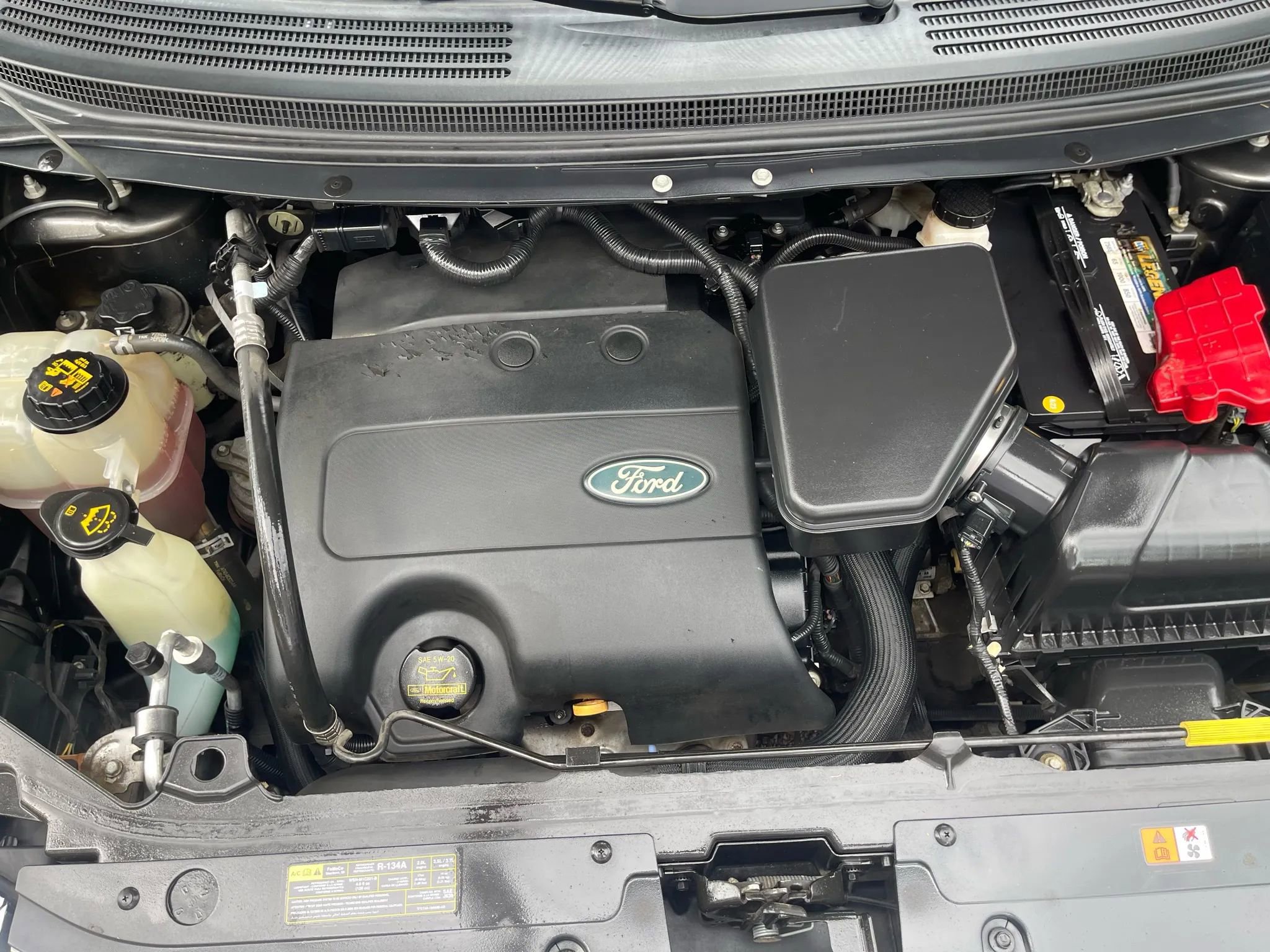 Used 2013 Ford Edge SEL image 19