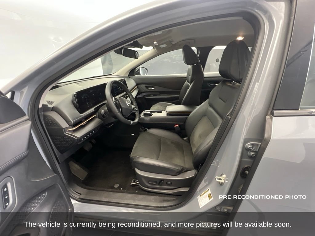 Used 2024 Nissan Ariya FWD image 11