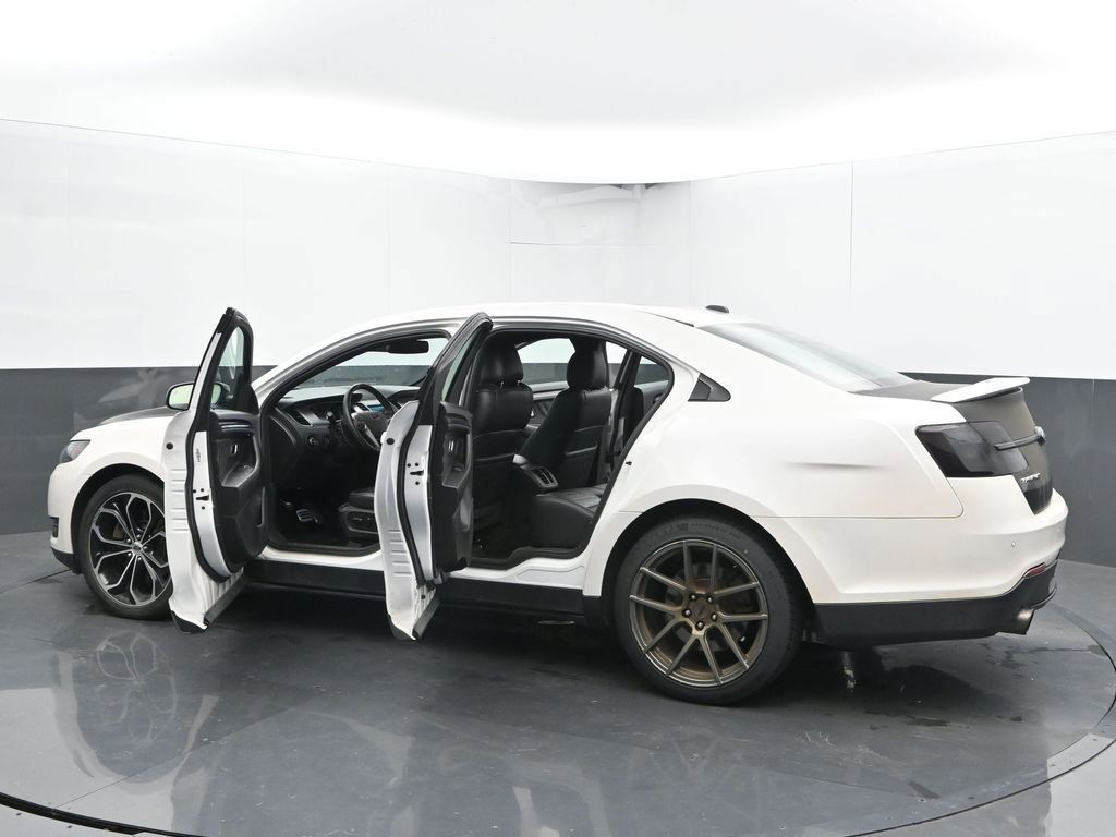 Used 2017 Ford Taurus SHO AWD/4WD image 54