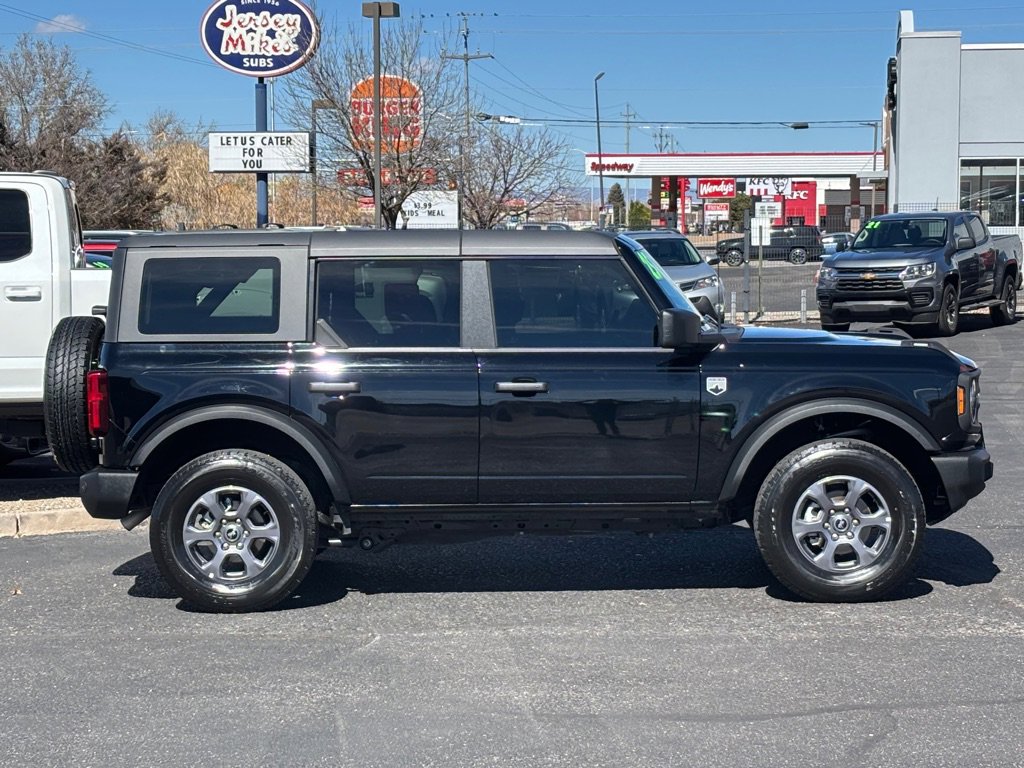 Used 2025 Ford Bronco Big Bend image 3